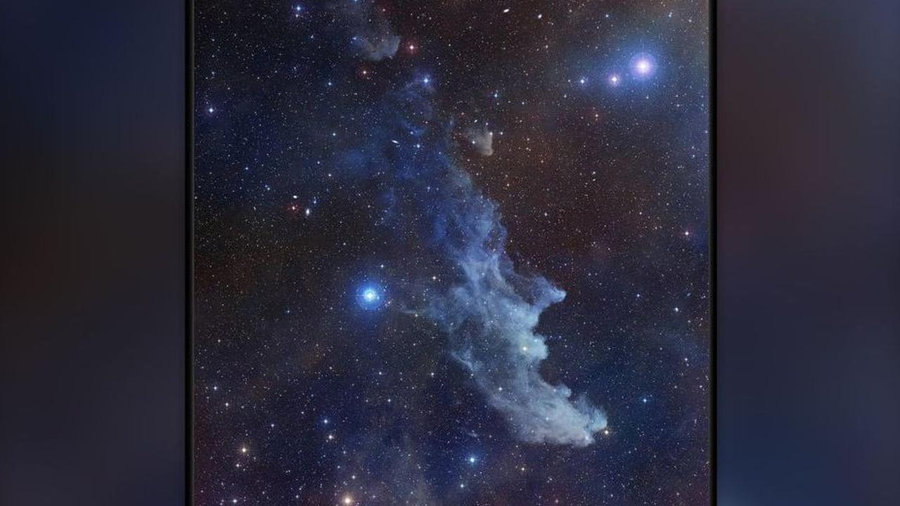 <b>Nebula Kepala Penyihir</b>