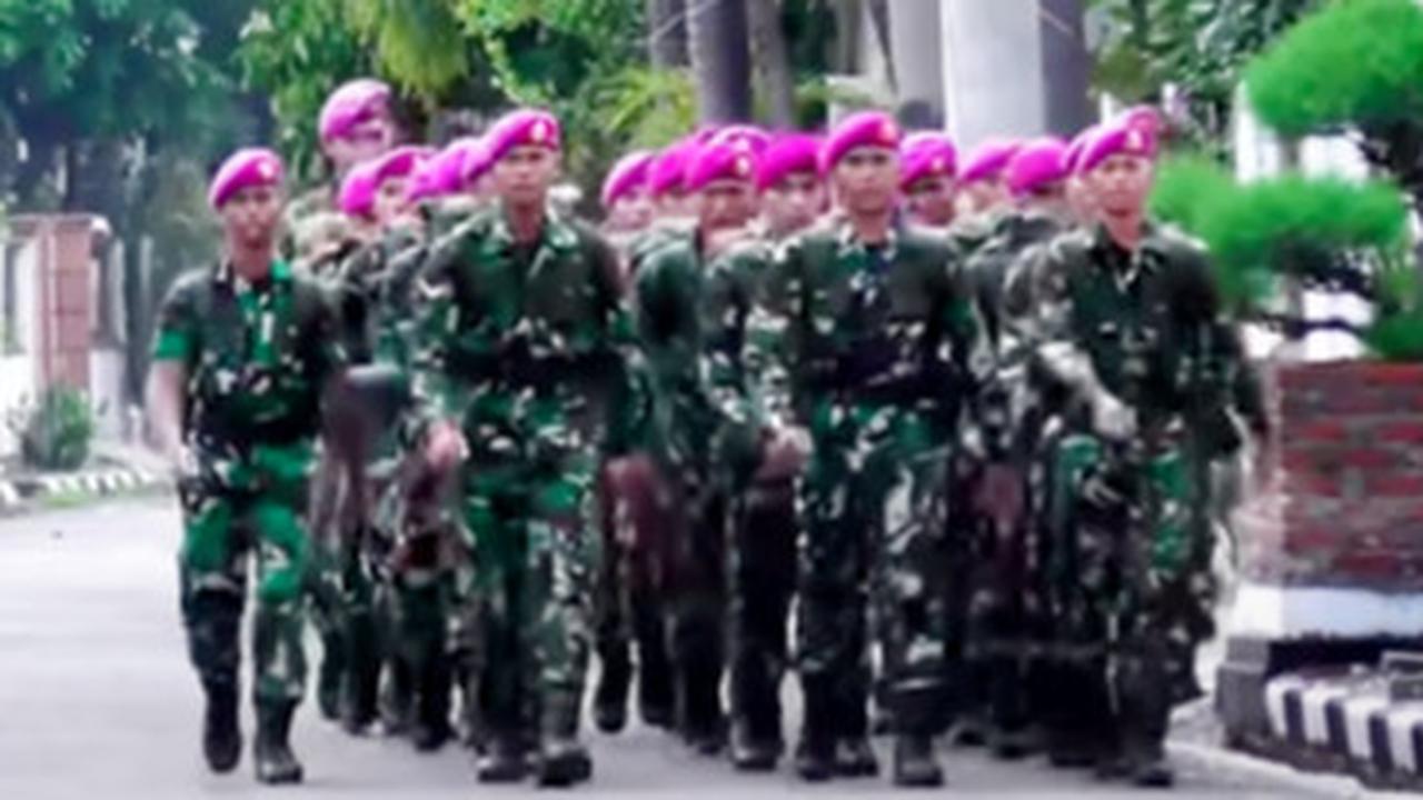 Merinding Pesan sang Komandan di Sarang Petarung Prajurit Korps Marinir untuk Para Bintara Remaja 'Jangan Lupa Salat