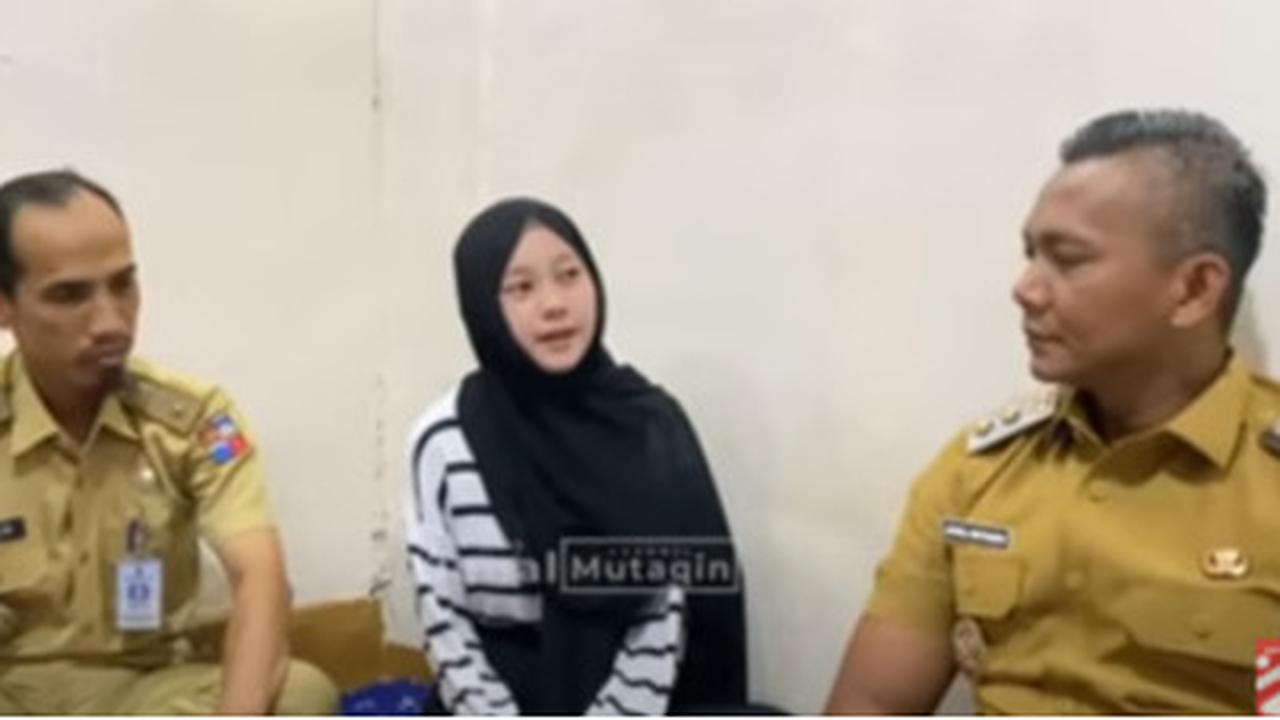Dengar Cerita Siswi Nabila Tidak Bisa Ikuti Ujian, Wakil Walikota Bogor Tak Kuat Menahan Air Mata 'Saya Kesal dan Marah