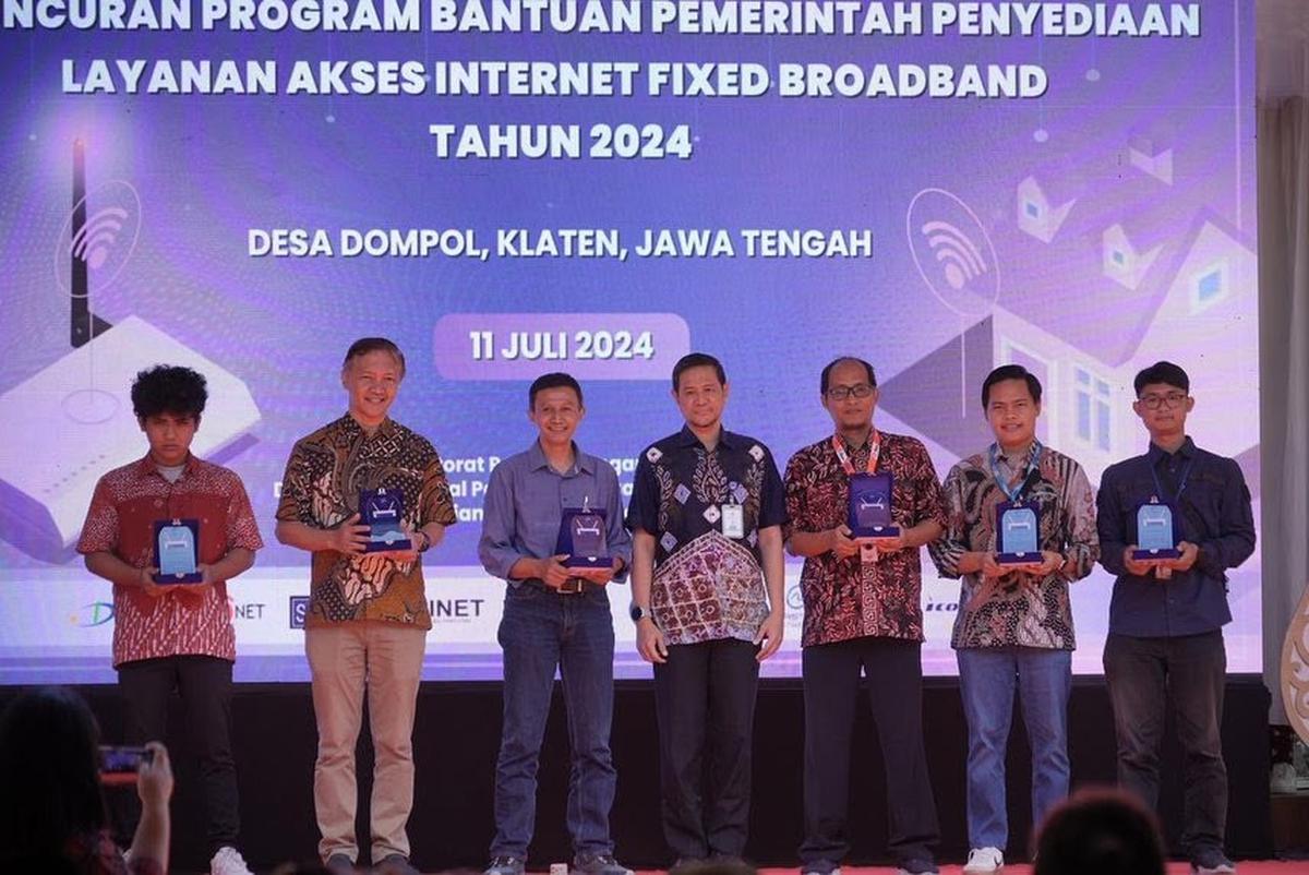 Disambut Antusiasme Warga, Akses Internet FBB Gratis Bangkitkan Ekonomi Pelosok Desa