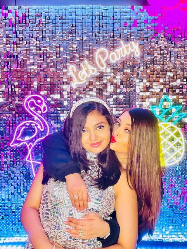 Cucu Amitabh Bachchan Beranjak Remaja, Ini 6 Potret Aaradhya Putri Aishwarya Rai