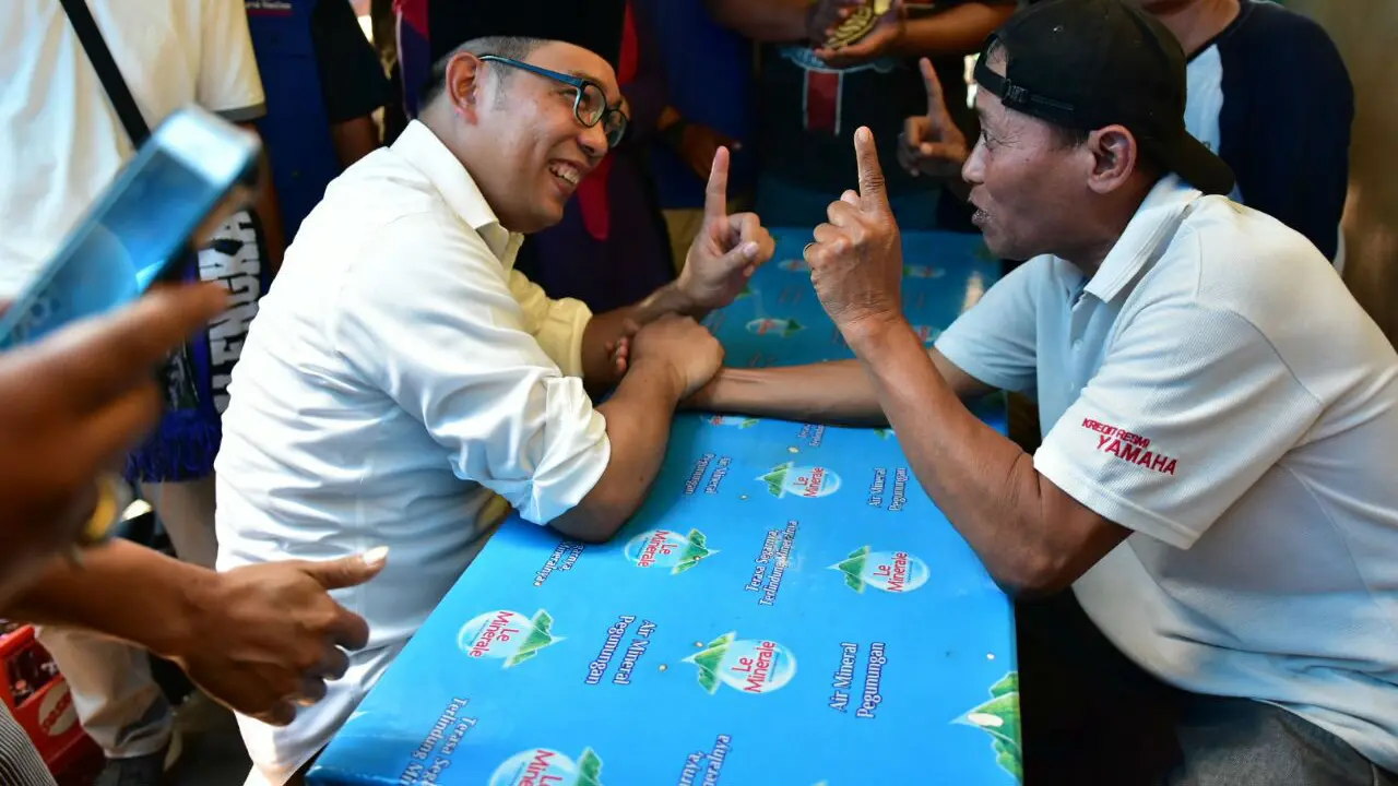 Saat Warga Menantang Ridwan Kamil Usai Blusukan