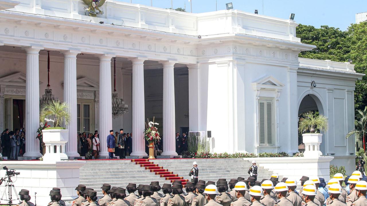 Jokowi sambut Presiden Prabowo di Istana Merdeka