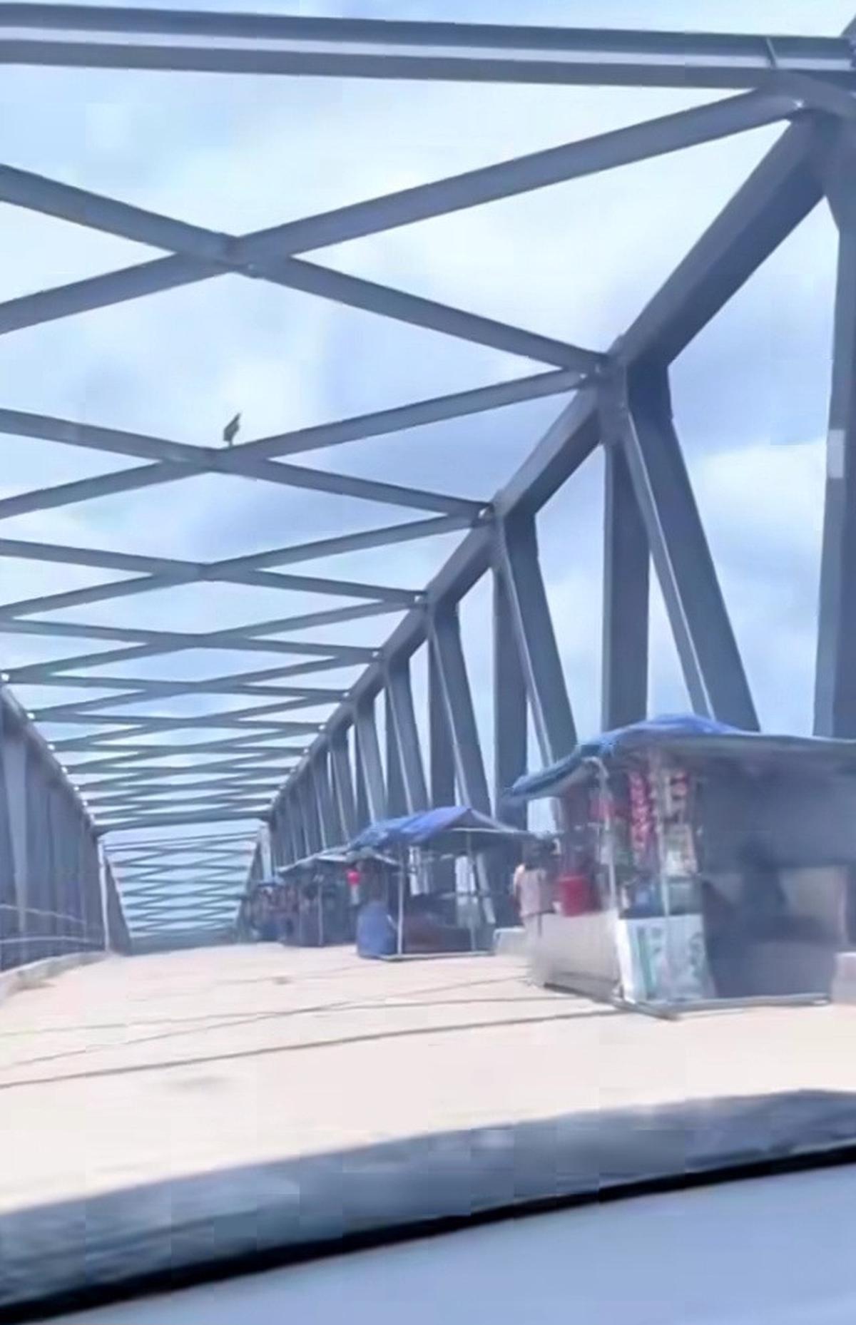 Sekali Lewat Bayar Rp50.000, Warga Resah Pungli di Jembatan Penghubung Banyuasin-OKI
