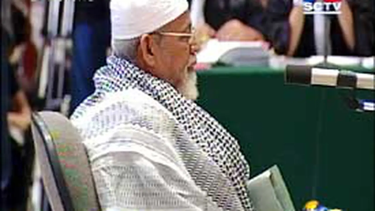 301104abreak_Baasyir.jpg