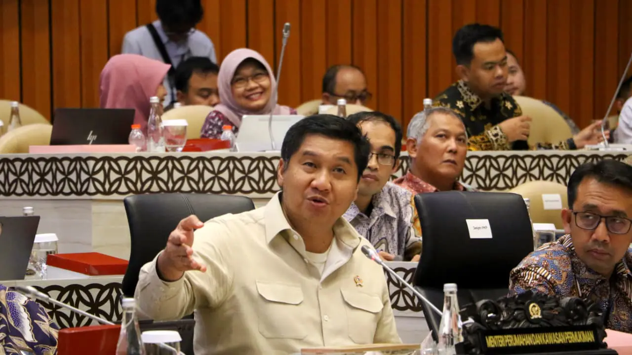 Menteri Perumahan dan Kawasan Permukiman (PKP) Maruarar Sirait