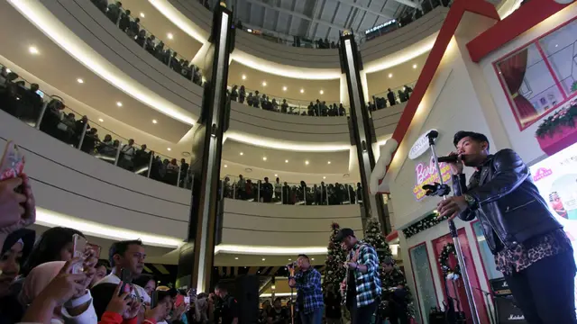 az menyanyikan 10 lagu di acara bertajuk Super Night New Year Celebration (ist)