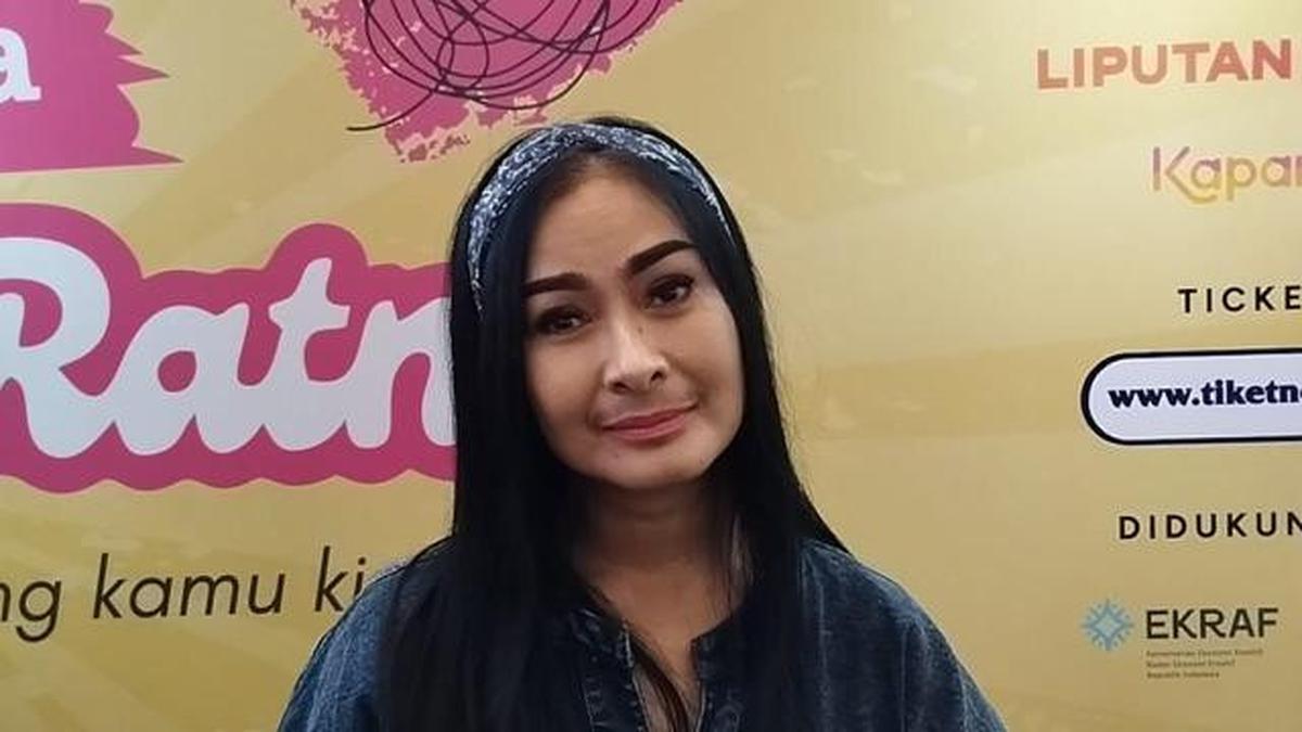 Iis Dahlia Bangga Nonton Penampilan Salsha Indrajaya di Teater Musikal Bukan Cinta Galih dan Ratna