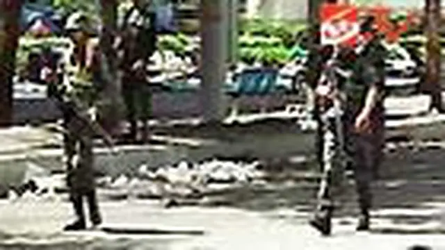 Kamp Kaus Merah Disterilkan