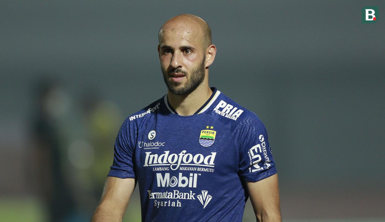 Mohammed Rashid - Pemain asal Palestina ini memborong dua gol saat Persib Bandung menumbangkan Persita Tangerang di BRI Liga 1. Rashid kini menjadi andalan Maung Bandung di sektor lini tengah. (Foto: Bola.Com/M. Iqbal Ichsan)