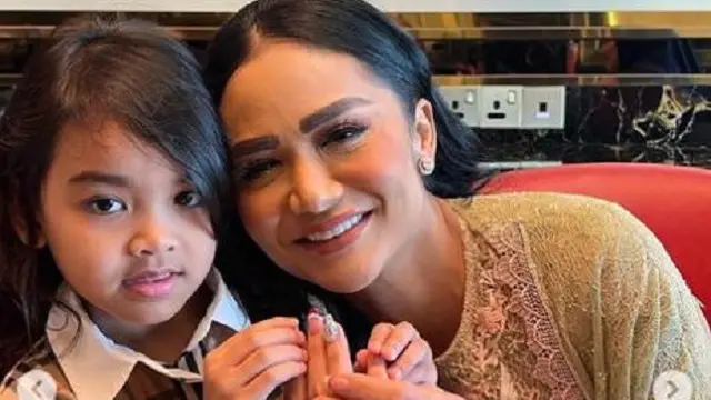Krisdayanti (Foto: Instagram/@krisdayantilemos)