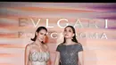 Luna Maya kembali curi perhatian dengan pesona glamornya saat hadiri acara Bvlgari di Dubai. Tak sendiri, kali ini ia bersama Alexa Key sebagai bestie glam-nya [@lunamaya]