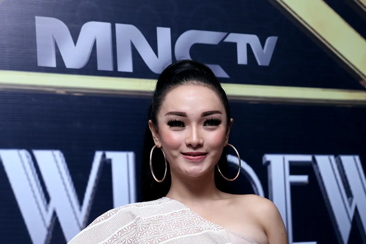 [Bintang] Zaskia Gotik