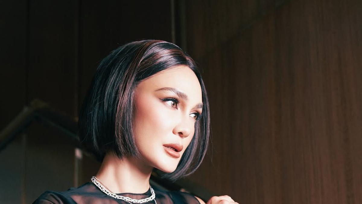 Potret Luna Maya Berambut Bob Pendek Usai Bulan Madu di Italia