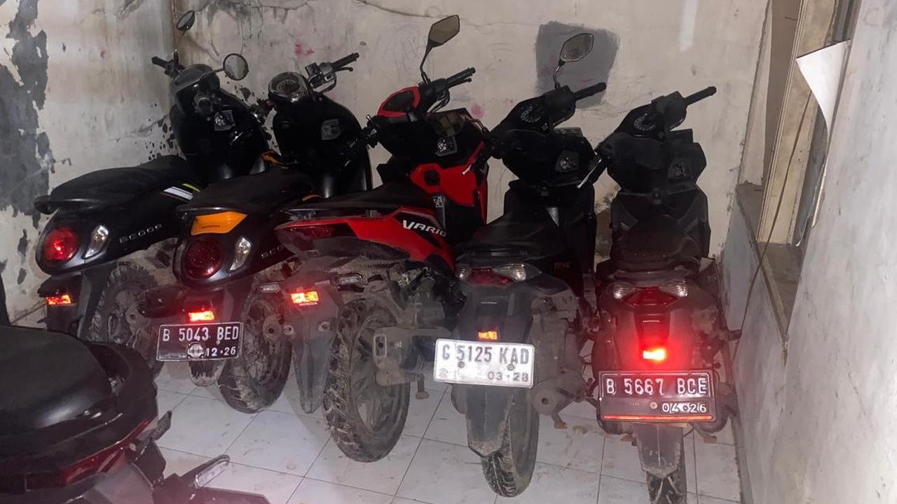 Rumah di Kalideres Jadi Gudang Motor Curian, Polisi Sita 13 Kendaraan