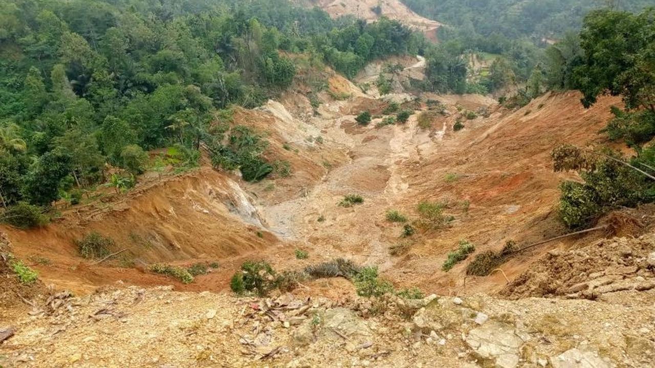 BMKG Imbau Warga Waspada Cuaca Ekstrem Banten 16-21 Februari 2026