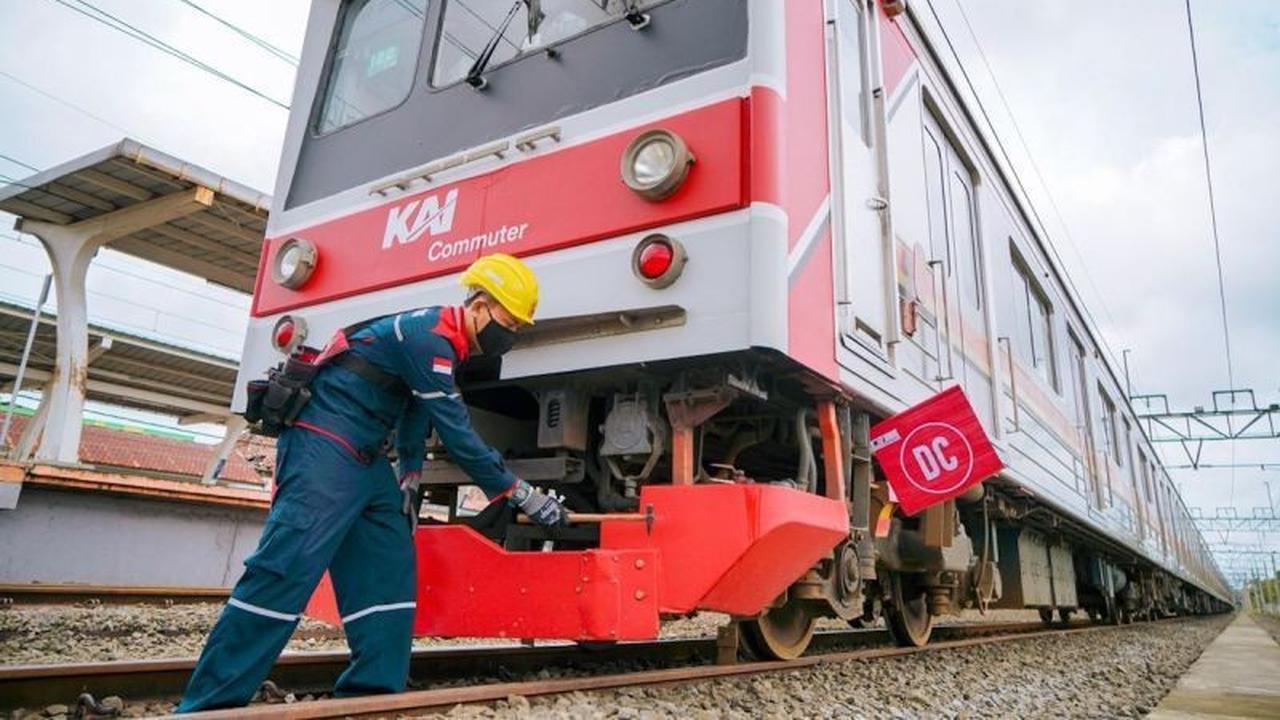 Tahukah Anda? 102 Rangkaian KAI Commuter Siap Layani Nataru, Ini Detail Perawatan Ekstensifnya!