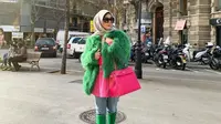 7 Gaya Mama Amy Qanita saat Liburan di Barcelona, Tampil Stylish