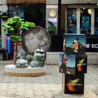 Lewat kampanye “Let Them Talk”, Crocs mengajak setiap orang untuk lebih berani mengekspresikan diri dan menemukan gaya yang terasa paling personal. (Foto/Dok:Crocs Indonesia)