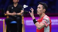Jonatan Christie bermain dalam pertandingan kedua grup D Sudirman Cup yang di gelar di Fenghuang Gymnasium, Selasa (29/4/2025). (Dok. PBSI)