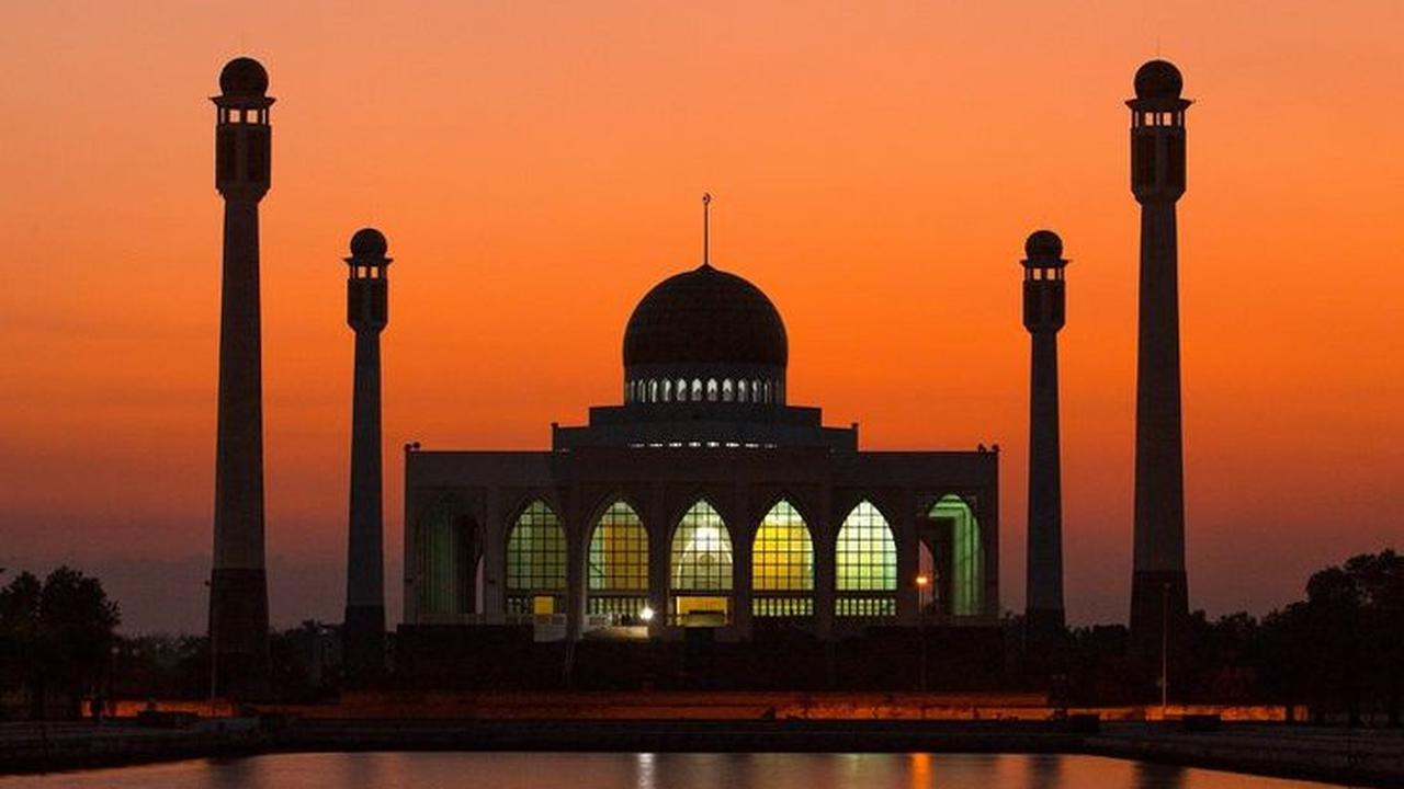 Wisata Halal di Thailand: 5 Tempat Menarik untuk Liburan Keluarga Muslim