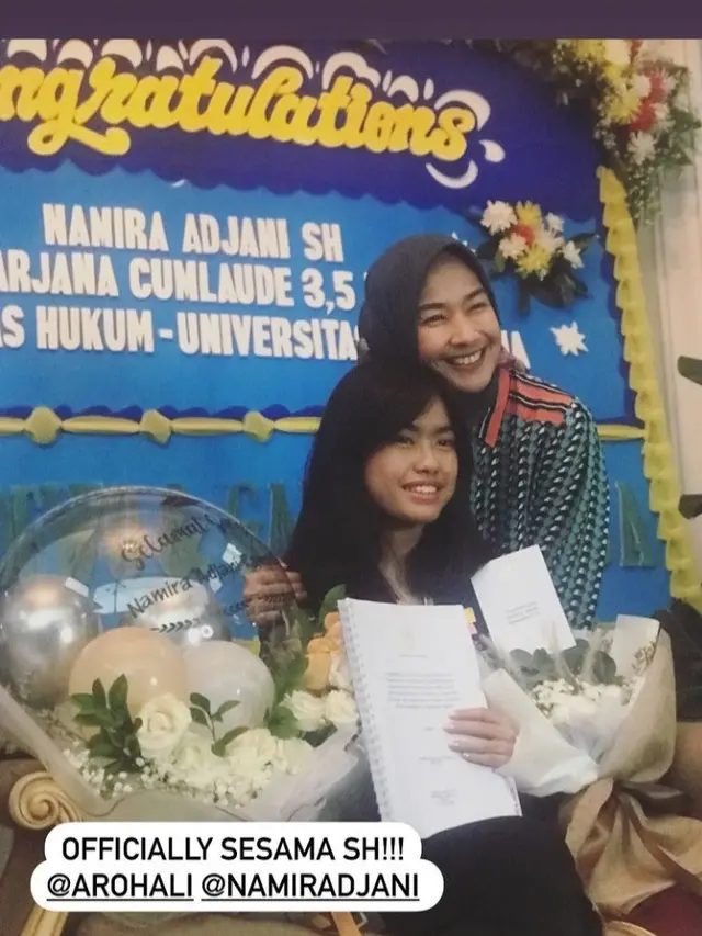 Namira  Adjani Anak Alya Rohali Rayakan Kelulusan