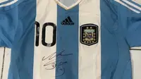 Momen Pengalaman Mendapat Tanda Tangan Asli Diego Maradona di Jersey Timnas Argentina