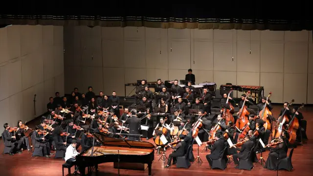 Konser #21 Jakarta City Philharmonic