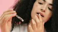 Atasi Rambut Rontok dengan Serum Terbaik, Berikut 10 Pilihan yang Patut Dicoba