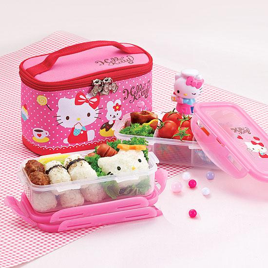 Hello Kitty Lunch Box yang serba pink dan lucu | copyright vemale.com