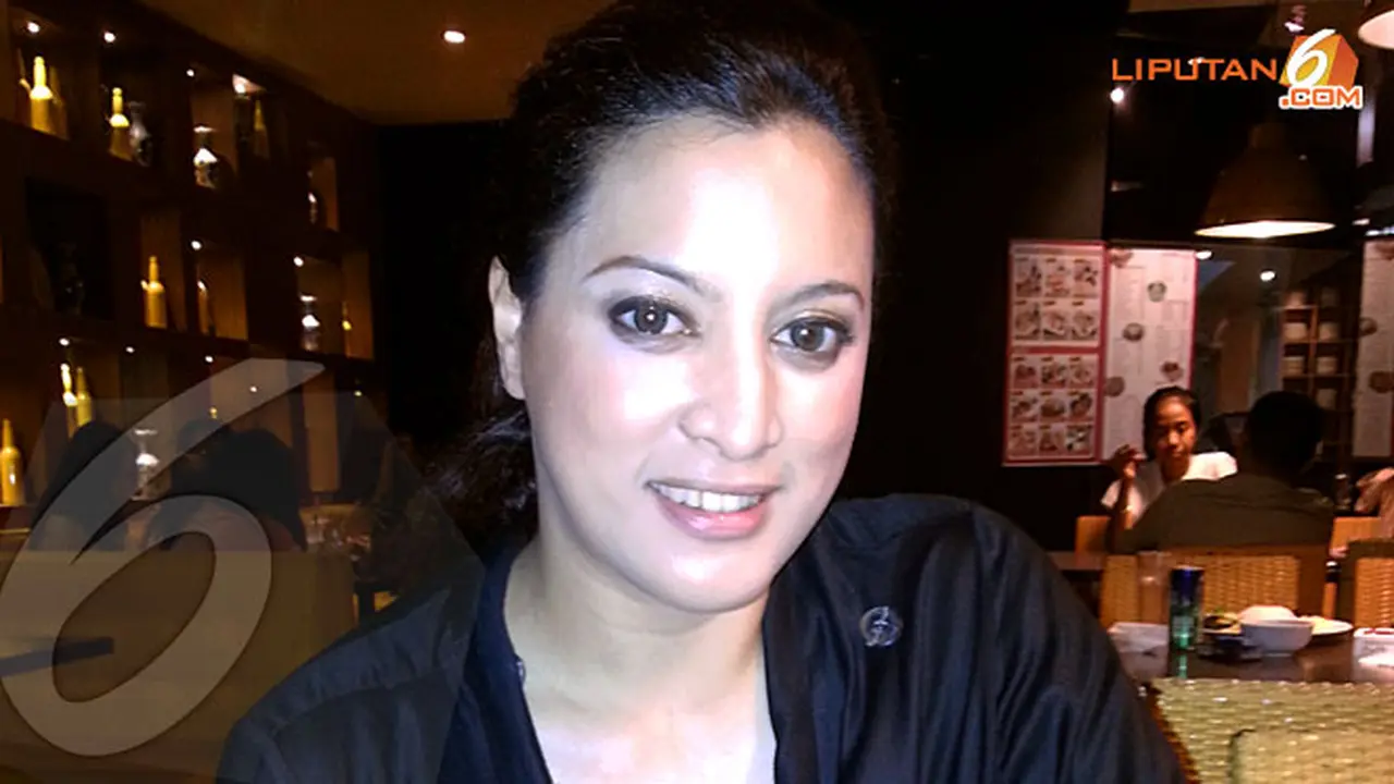 jane-shalimar-131011b.jpg