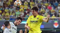 Pau Torres merupakan pemain akademi Villareal yang dipromosikan ke skuat utama pada 2018. Sejauh ini, ia tampil begitu impresif di lini pertahanan Kapal Selam Kuning. Bek andalan Timnas Spanyol itu juga dikenal cukup produktif dengan mencetak 4 gol dari 25 laga pada musim ini. (AFP/Jose Jordan)