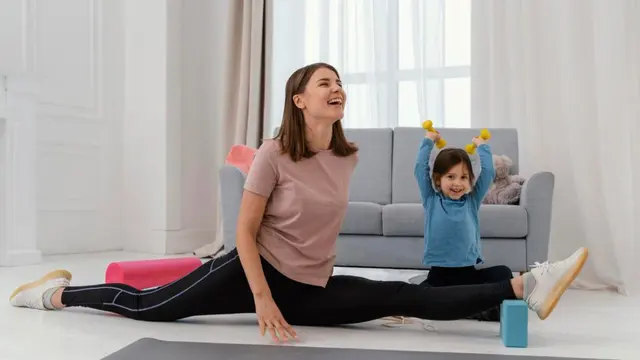 Stretching sederhana untuk istirahat sejenak bagi para ibu