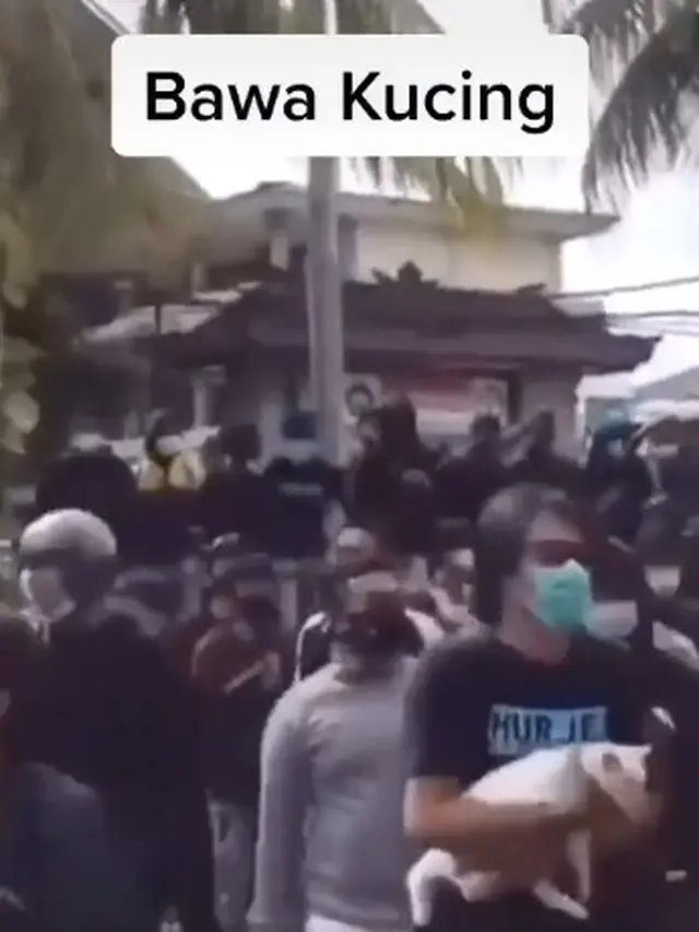 Mahasiswa Bawa Hewan Saat Demo Omnibus Law, Warganet : Itu Mau Demo Apa Ternak