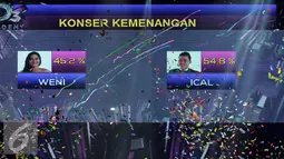 Papan polling sms yang mengukuhkan finalis asal Majene, Ical sebagai juara D Academy 3 mengalahkan Weni di Panggung Kemenangan di Jakarta, Sabtu (28/5). Ical unggul pengumpulan polling sms 54.8% dari  Weni. (Liputan6.com/Helmi Fithriansyah)