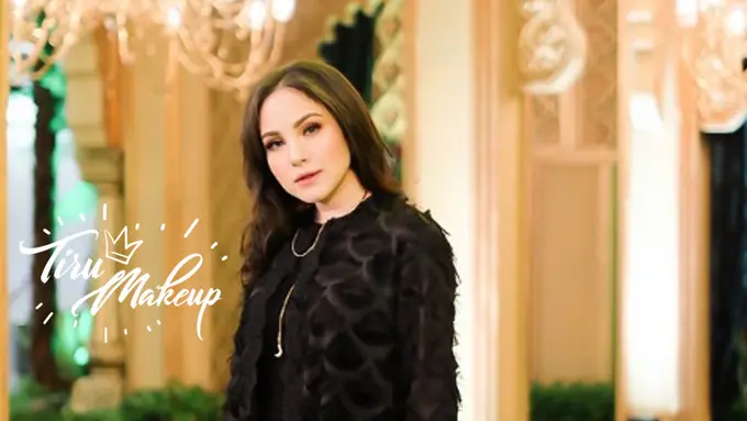 Tiru Makeup: Lipstik Ombre Glossy ala Paola Tambunan