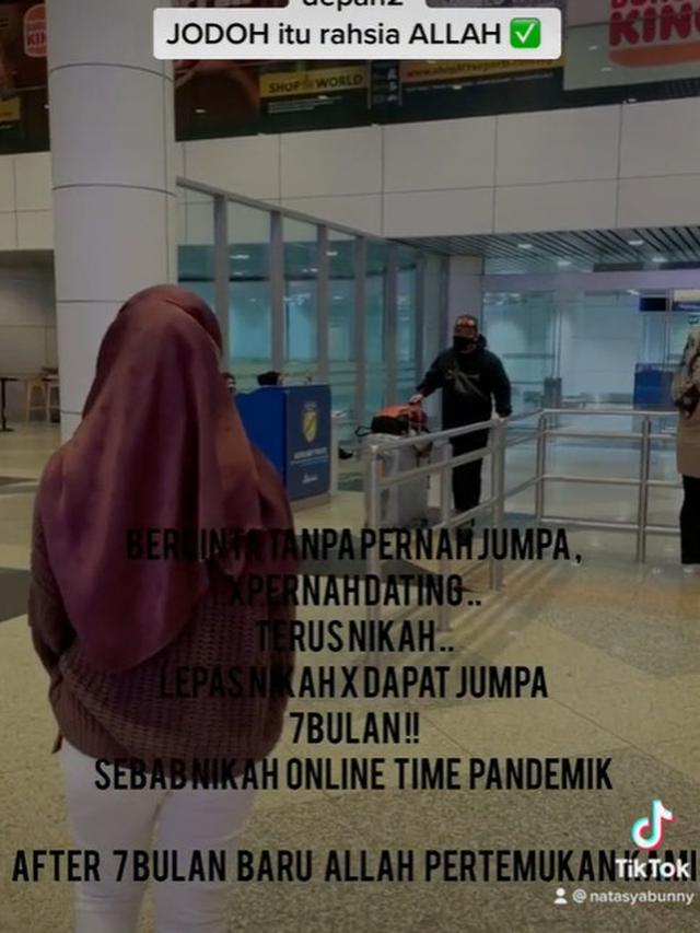 Menikah Online, Pasangan Suami Istri Ini Baru Bertemu 7 Bulan Usai Pernikahan