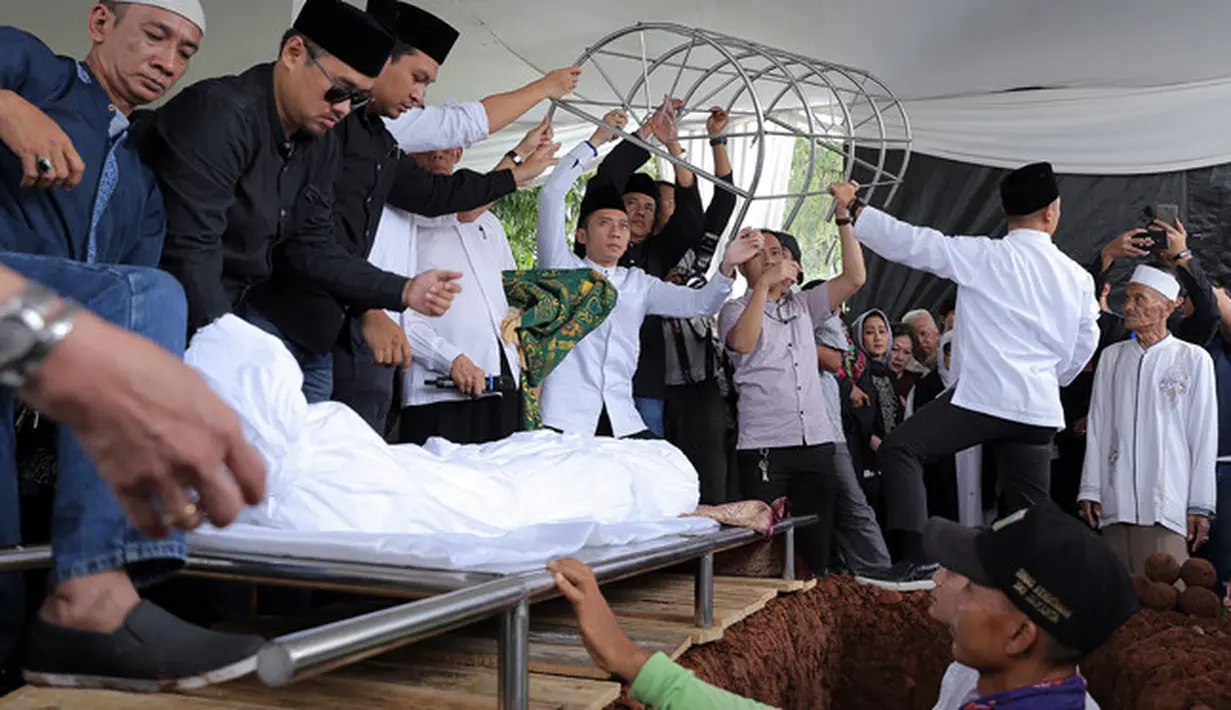 Pemakaman Mantu Hatta Rajasa