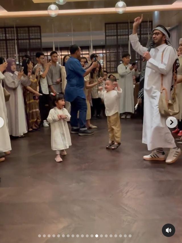 6 Potret Nagita Slavina Bukber Bareng Karyawan, Rafathar dan Rayyanza Ikut Ramaikan