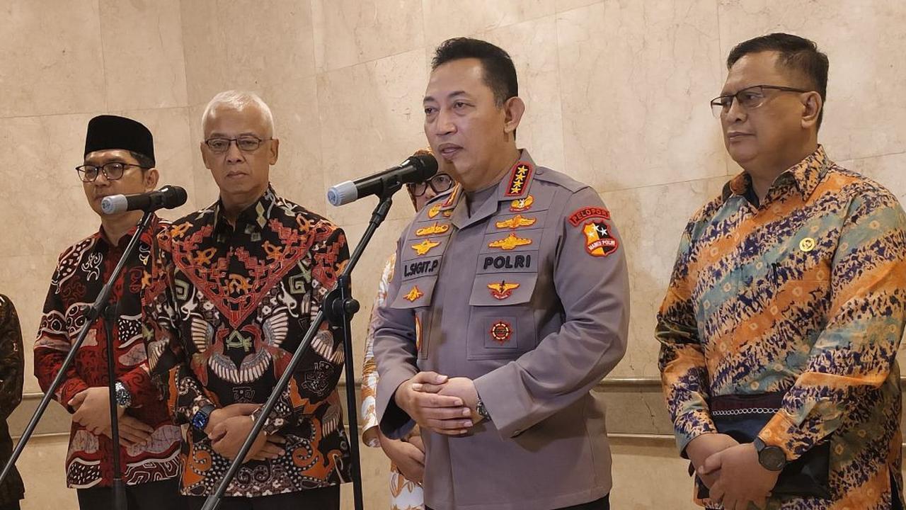 Kapolri Siap Mundur Besok Pagi Jika Terlibat Judi Online