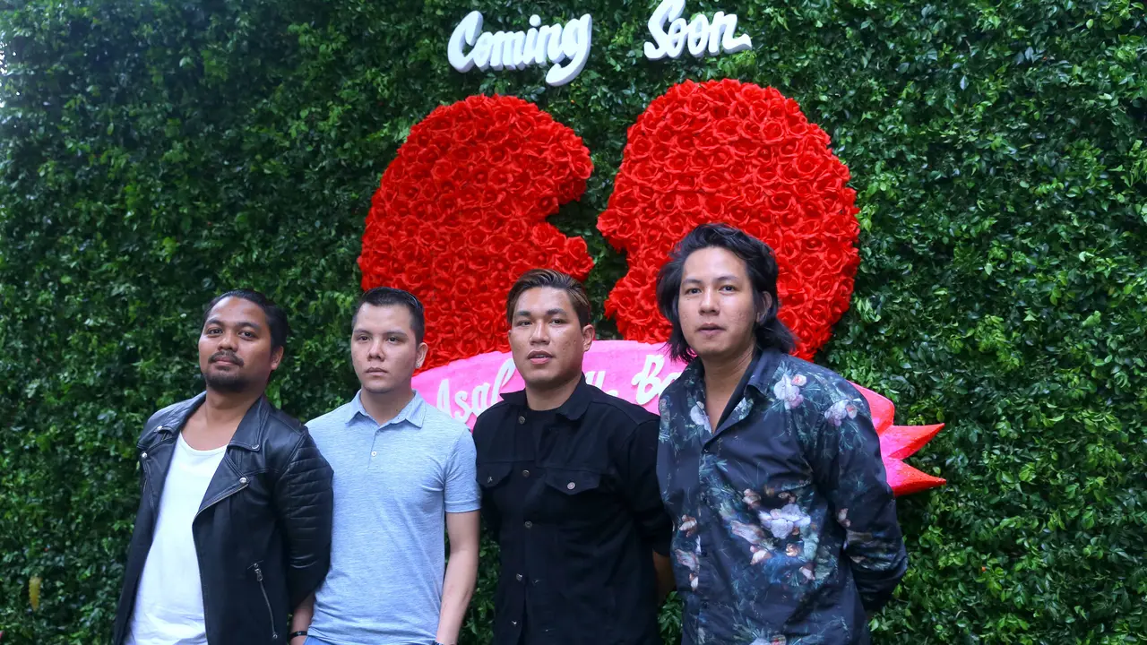 Armada band