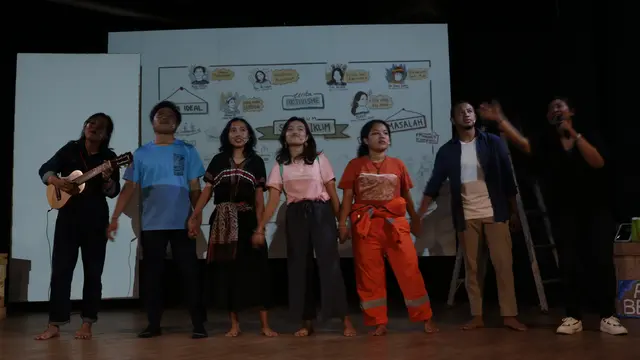 Unik, Aksi Para Pemuda Suarakan Isu Perubahan Iklim Lewat Seni Teater Forum