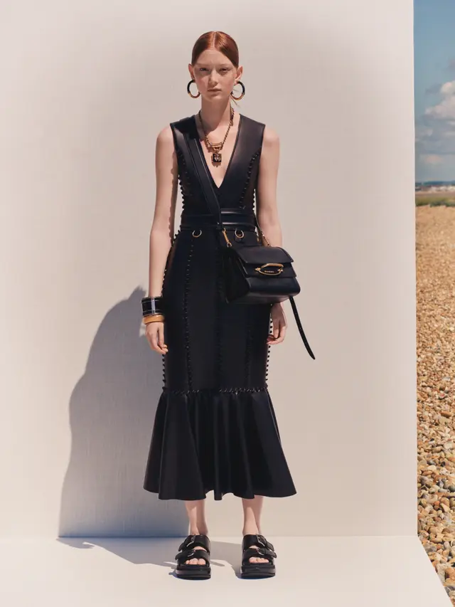 Alexander McQueen Perkenalkan Koleksi Tas Pre SS 2020 yang Serbaguna