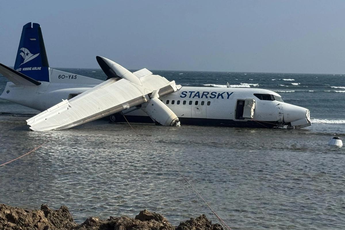 FOTO: Kepiawaian Pilot Selamatkan 55 Penumpang dalam Insiden Pendaratan Darurat di Somalia