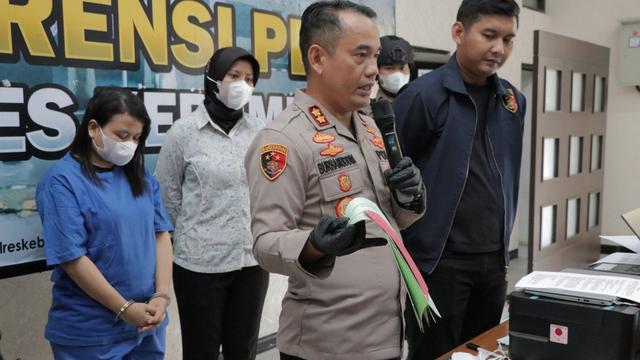 Polres Kebumen mengungkap kasus investasi bodong modus investasi kripto atau uang digital yang dilakukan oleh mantan TKW, dengan nilai kerugian Rp200 miliar. (Foto: Liputan6.com/Humas Polres Kebumen)