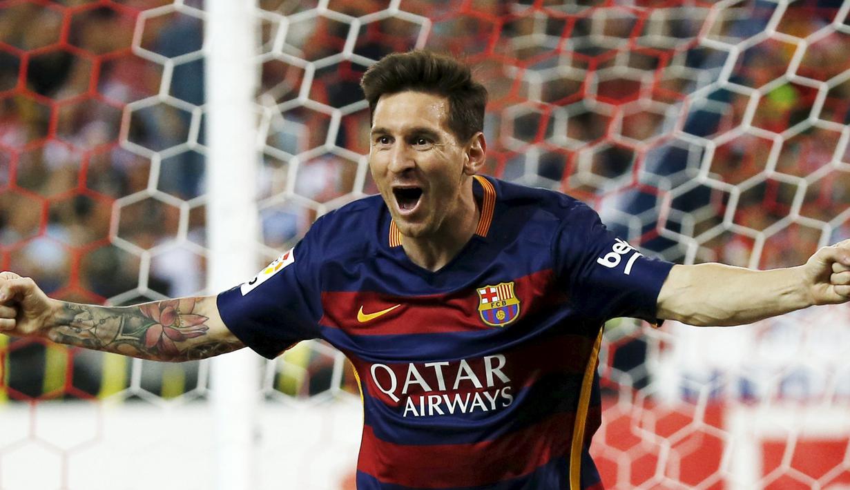 Ekspresi pemain Barcelona, Lionel Messi, setelah mencetak gol ke gawang Atletico dalam lanjutan La Liga Spanyol di Stadion Vicente Calderon, Madrid, Spanyol. Sabtu (12/9/2015). (Reuters/Javier Barbancho)