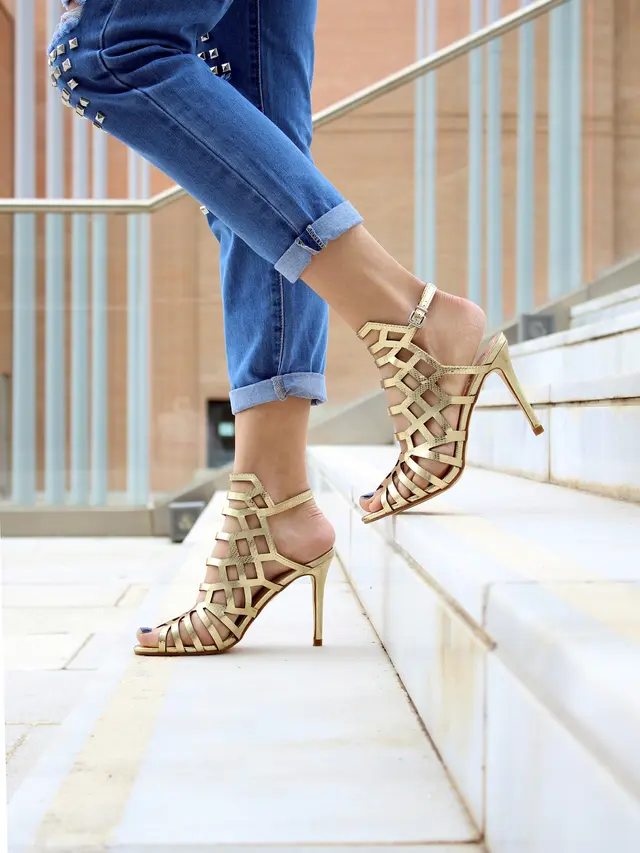 Sepatu sesuai zodiak