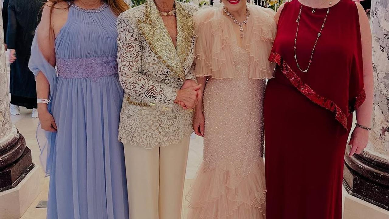 Potret Cantik Istri Presiden Soekarno di Karpet Merah Festival Film Cannes 2025, Tampil Anggun Pakai Gaun Merah Muda