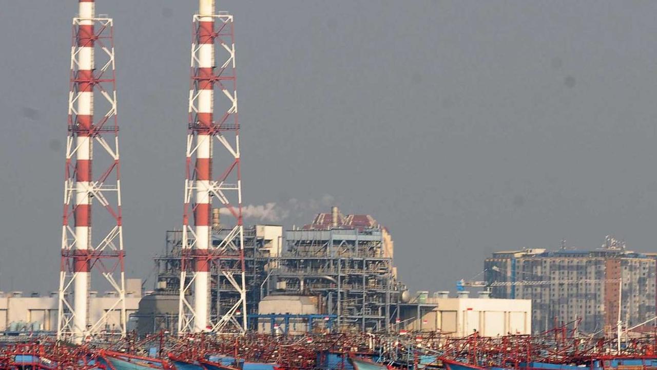 Sebelumnya, nelayan Muara Angke hanya perlu melaut sejauh 15 mil.