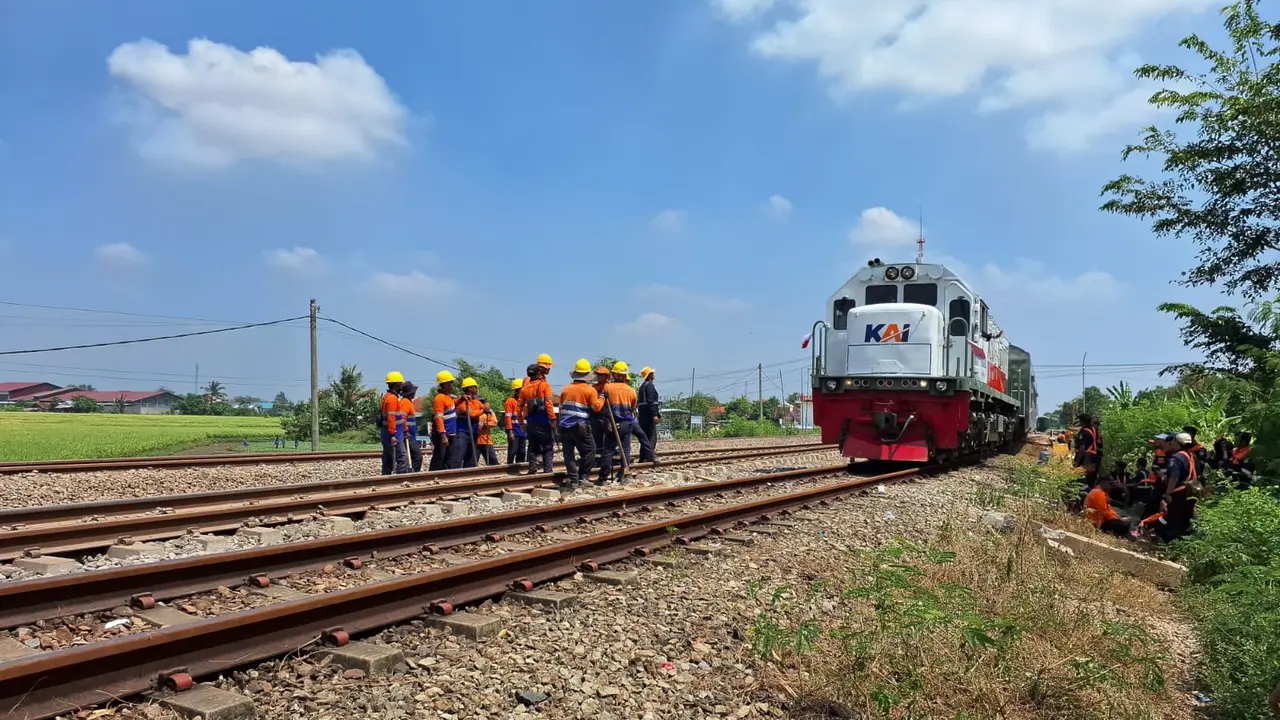 5 Gerbong Kereta Argo Bromo yang Anjlok Sudah Dievakuasi, Jalur via Stasiun Pegadenbaru Subang Sudah Bisa Dilewati